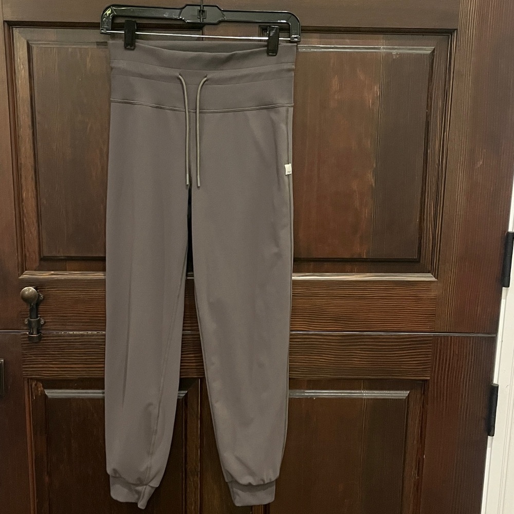 Vuori Daliy Joggers - Picture 8 of 16